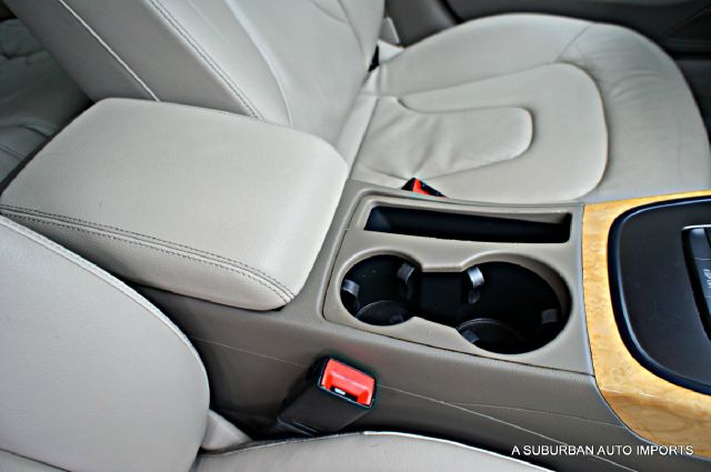 Audi A4 2009 photo 21