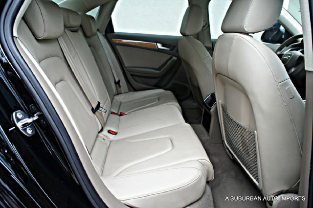 Audi A4 2009 photo 25