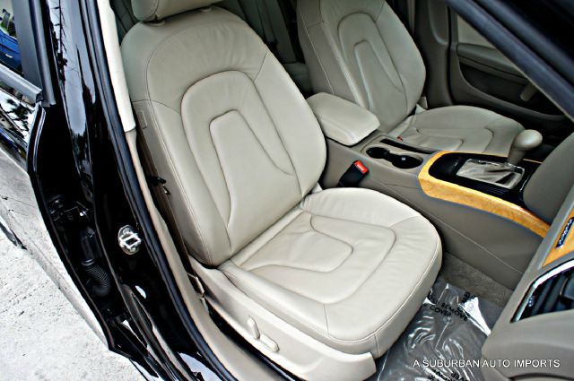 Audi A4 2009 photo 26