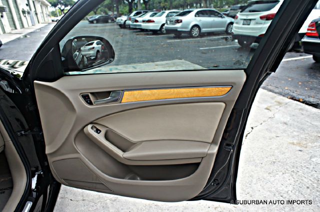 Audi A4 2009 photo 27
