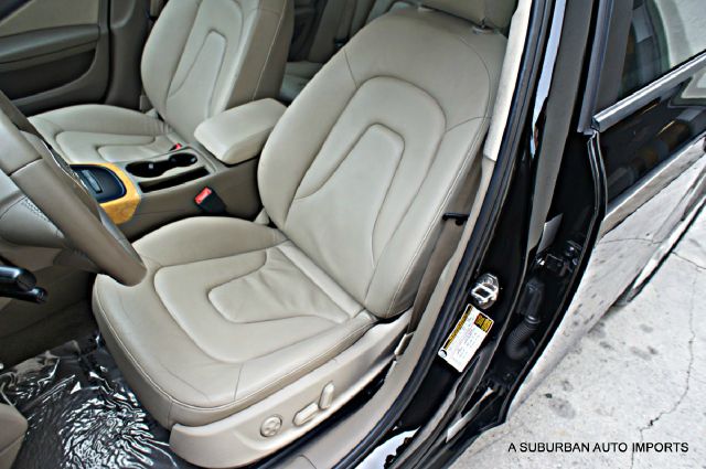 Audi A4 2009 photo 28