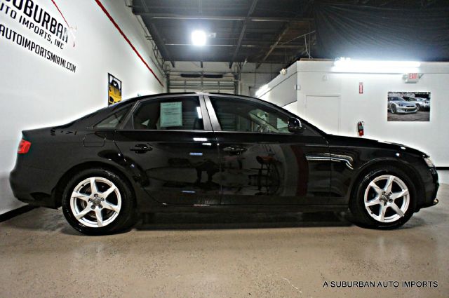 Audi A4 2009 photo 36