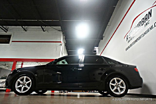 Audi A4 2009 photo 46