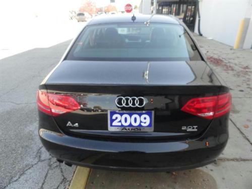 Audi A4 2009 photo 2