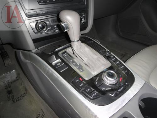 Audi A4 2009 photo 3