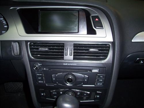 Audi A4 2009 photo 2