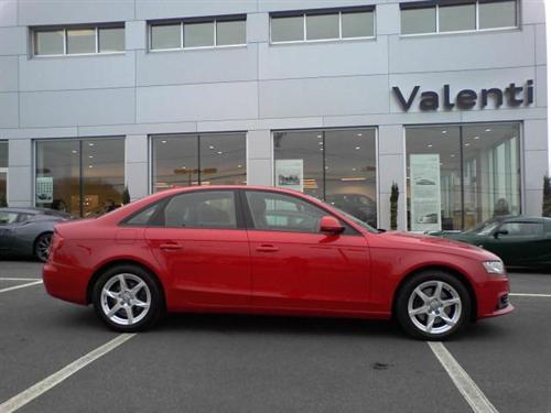 Audi A4 2009 photo 2