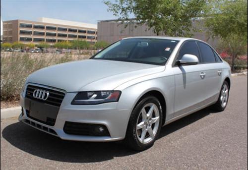 Audi A4 2009 photo 2