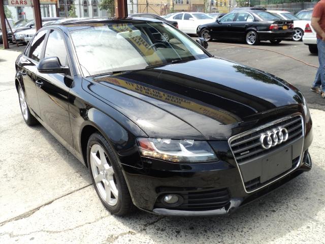 Audi A4 2009 photo 2