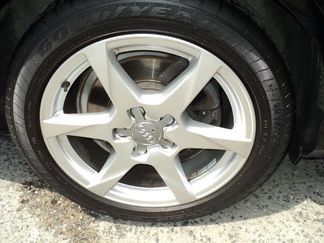 Audi A4 2009 photo 4