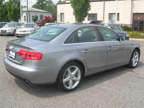 Audi A4 2009 photo 1