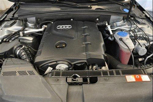 Audi A4 2009 photo 4
