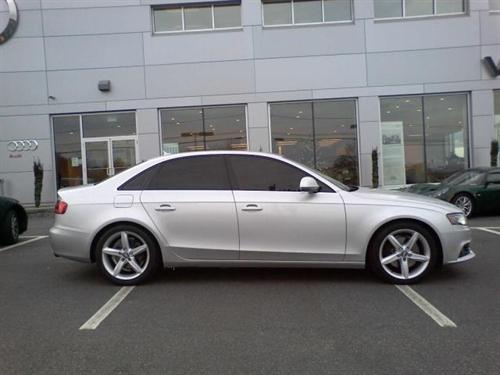 Audi A4 2009 photo 2