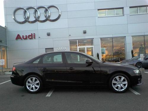 Audi A4 2009 photo 2