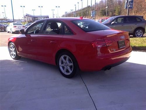 Audi A4 2009 photo 1