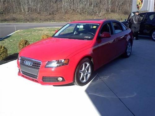 Audi A4 2009 photo 4