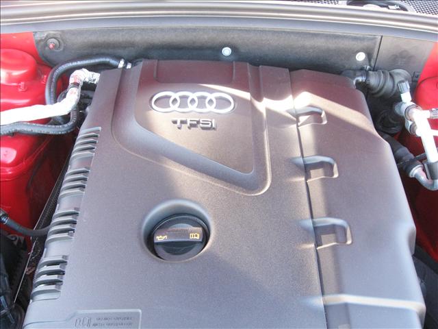 Audi A4 2009 photo 4