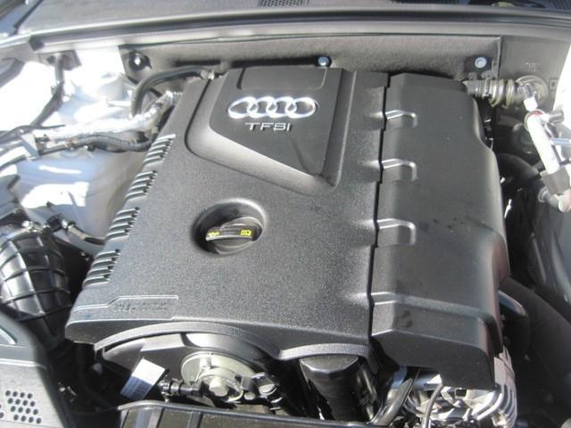 Audi A4 2009 photo 4