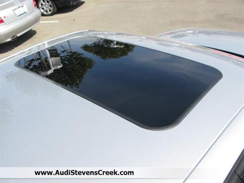 Audi A4 2009 photo 3