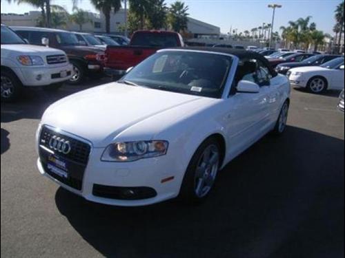 Audi A4 2009 photo 2
