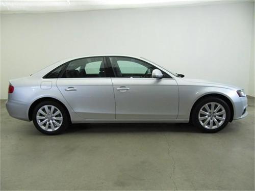 Audi A4 2009 photo 1