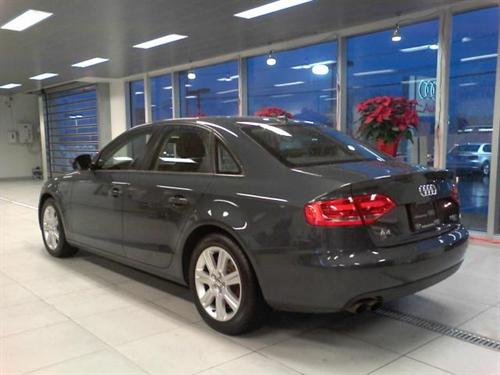 Audi A4 2009 photo 4