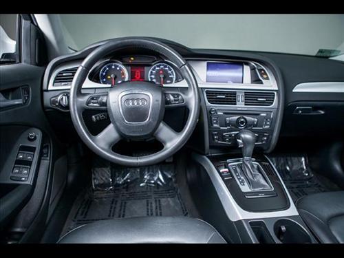 Audi A4 2009 photo 4