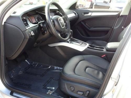 Audi A4 2009 photo 2