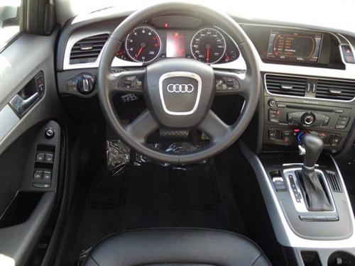 Audi A4 2009 photo 4