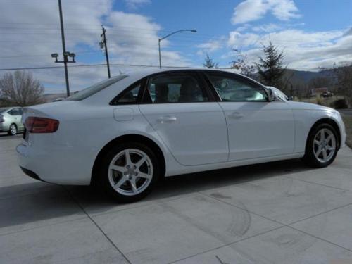 Audi A4 2009 photo 1