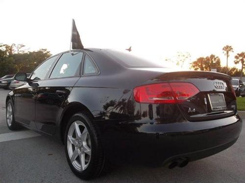 Audi A4 2009 photo 2
