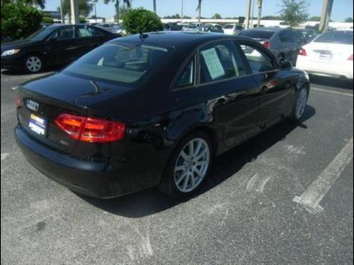 Audi A4 2009 photo 3