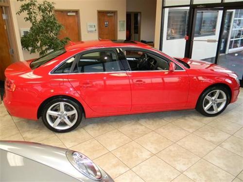 Audi A4 2009 photo 2