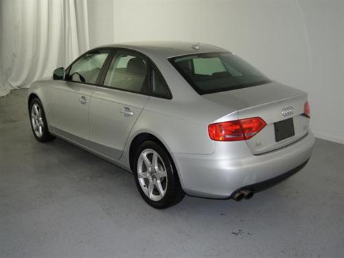Audi A4 2009 photo 3