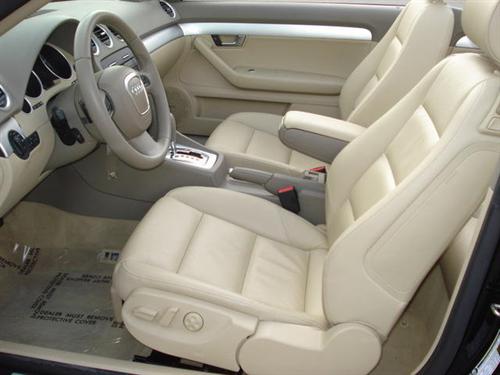 Audi A4 2009 photo 2