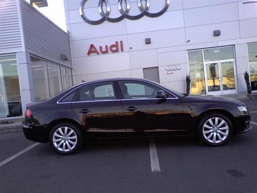 Audi A4 2009 photo 2
