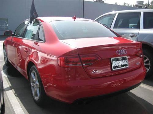 Audi A4 2009 photo 2