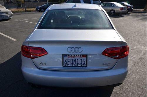 Audi A4 2009 photo 4
