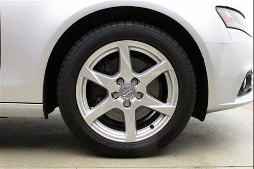 Audi A4 2009 photo 4