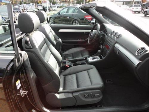 Audi A4 2009 photo 4