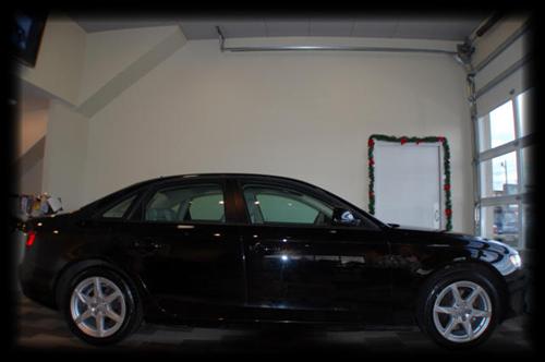 Audi A4 2009 photo 2