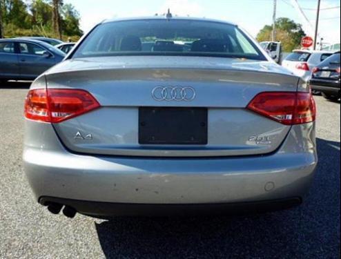 Audi A4 2009 photo 4