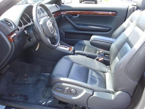 Audi A4 2009 photo 2