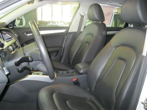 Audi A4 2009 photo 1