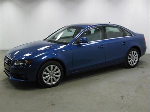 Audi A4 2009 photo 2