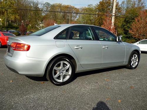 Audi A4 2009 photo 1