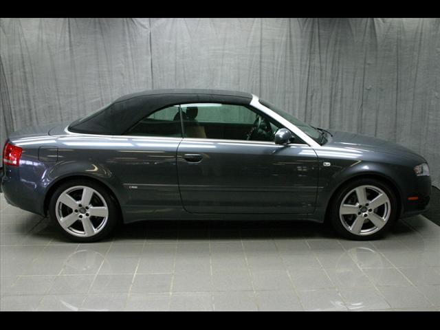 Audi A4 2009 photo 1