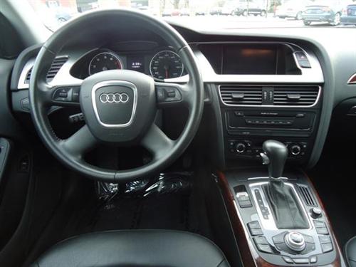 Audi A4 2009 photo 3