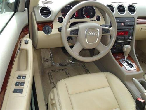 Audi A4 2009 photo 4