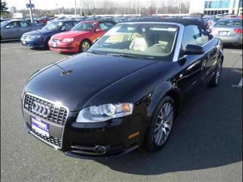 Audi A4 2009 photo 2